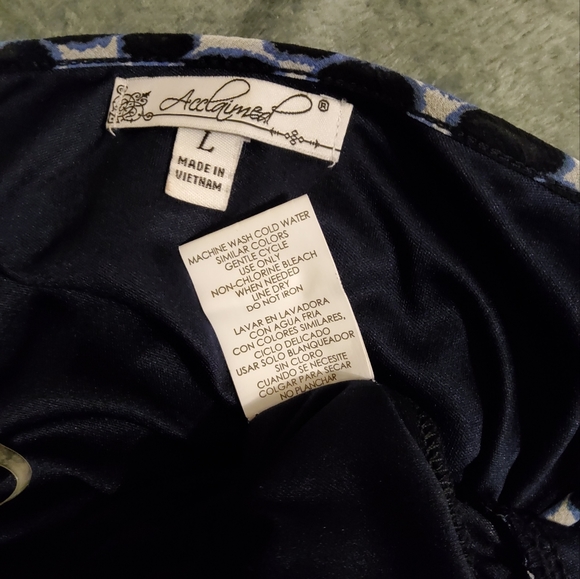 ACCLAIMED BLACK AND WHITE GEOMETRIC PRINT CIRCLE 3/4 SLEEVES SIZE L - Picture 6 of 7